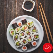 - Sushi gourmet - California saumon & maki mixte
